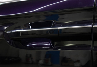 Подержанный автомобиль Voyah Dream 2023 года (26 фото)