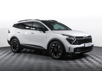 Подержанный автомобиль Kia Sportage 2023 года (3 фото)