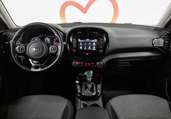 Подержанный автомобиль Kia Soul 2019 года (8 фото)