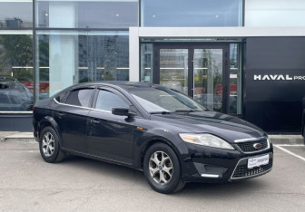 Подержанный автомобиль Ford Mondeo Sedan 2010 года (3 фото)
