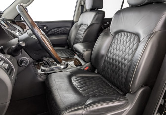 Подержанный автомобиль Infiniti QX80 2019 года (20 фото)