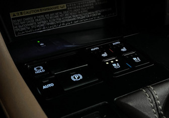 Подержанный автомобиль Lexus RX 2016 года (15 фото)