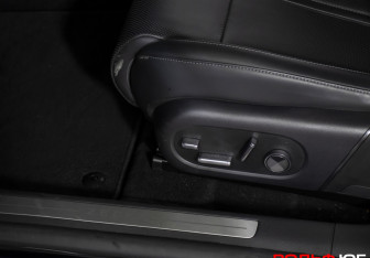 Подержанный автомобиль Zeekr 001 2024 года (16 фото)