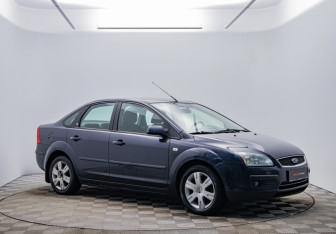Подержанный автомобиль Ford Focus Sedan 2006 года (3 фото)