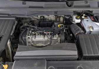 Подержанный автомобиль Geely Coolray 2022 года (9 фото)