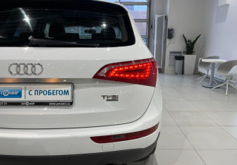 Подержанный автомобиль Audi Q5 2011 года (9 фото)