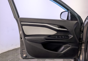 Подержанный автомобиль LADA (ВАЗ) Vesta Wagon 2019 года (19 фото)