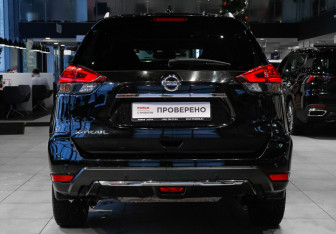 Подержанный автомобиль Nissan X-Trail 2021 года (5 фото)