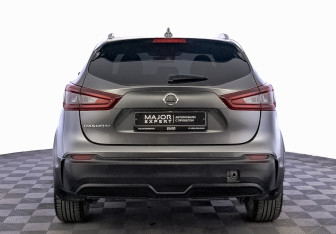 Подержанный автомобиль Nissan Qashqai 2020 года (6 фото)