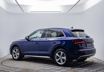Подержанный автомобиль Audi Q5 2017 года (7 фото)
