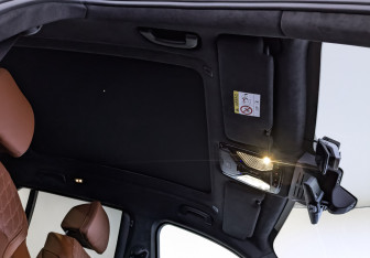 Подержанный автомобиль BMW X7 2024 года (23 фото)