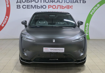 Подержанный автомобиль Avatr 11 2023 года (2 фото)
