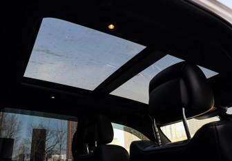 Подержанный автомобиль Jeep Grand Cherokee 2019 года (10 фото)