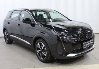 Подержанный автомобиль Peugeot 5008 Suv 2022 года (3 фото)