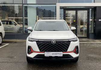 Подержанный автомобиль Changan CS35PLUS 2024 года (2 фото)