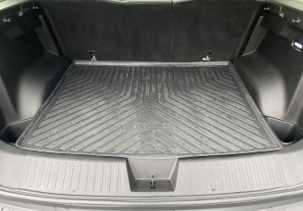 Подержанный автомобиль Haval H3 2024 года (14 фото)