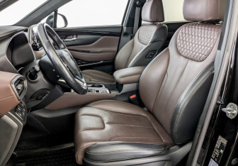 Подержанный автомобиль Hyundai Santa Fe 2020 года (21 фото)