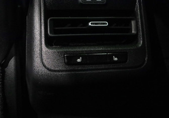 Подержанный автомобиль Changan UNI-S 2024 года (10 фото)