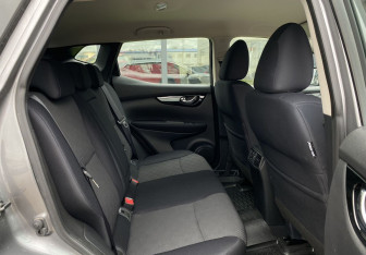 Подержанный автомобиль Nissan Qashqai 2016 года (22 фото)