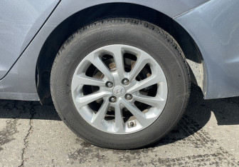 Подержанный автомобиль Hyundai Solaris Sedan 2019 года (12 фото)