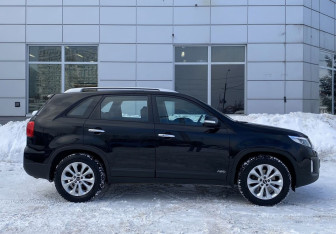 Подержанный автомобиль Kia Sorento 2019 года (5 фото)