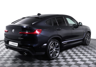 Подержанный автомобиль BMW X4 2019 года (5 фото)