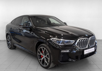 Подержанный автомобиль BMW X6 2020 года (3 фото)