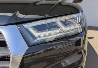 Подержанный автомобиль Audi Q5 2017 года (11 фото)
