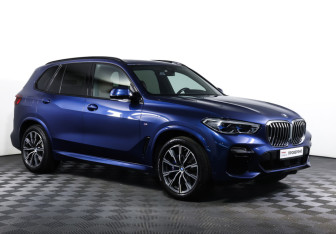 Подержанный автомобиль BMW X5 2021 года (3 фото)