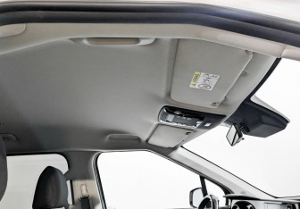 Подержанный автомобиль Kia Carnival 2021 года (22 фото)