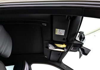 Подержанный автомобиль BMW X6 2020 года (23 фото)