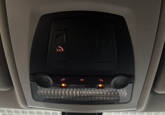 Подержанный автомобиль BMW X3 2015 года (18 фото)