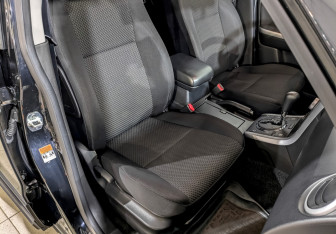 Подержанный автомобиль Suzuki Grand Vitara 2010 года (23 фото)