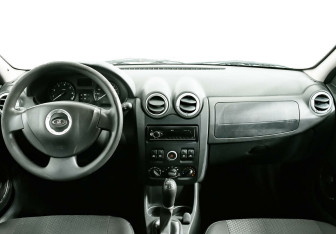 Подержанный автомобиль LADA (ВАЗ) Largus Wagon 2012 года (8 фото)