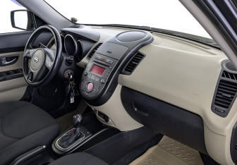 Подержанный автомобиль Kia Soul 2012 года (13 фото)