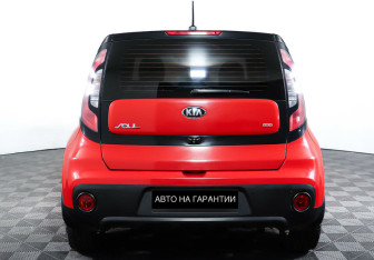 Подержанный автомобиль Kia Soul 2017 года (6 фото)