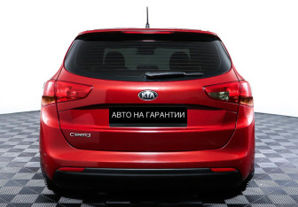 Подержанный автомобиль Kia Ceed Wagon 2013 года (6 фото)
