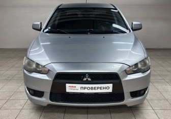 Подержанный автомобиль Mitsubishi Lancer Sedan 2008 года (2 фото)