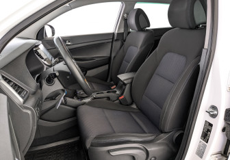 Подержанный автомобиль Hyundai Tucson 2017 года (20 фото)