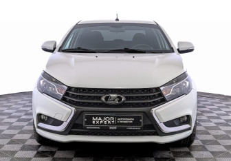 Подержанный автомобиль LADA (ВАЗ) Vesta Sedan 2021 года (2 фото)
