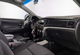 Подержанный автомобиль SsangYong Actyon 2013 года (13 фото)