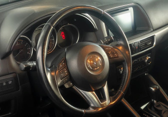 Подержанный автомобиль Mazda CX-5 2016 года (12 фото)