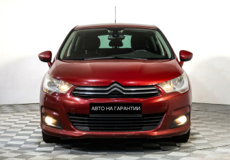 Подержанный автомобиль Citroen C4 Hatchback 2012 года (2 фото)