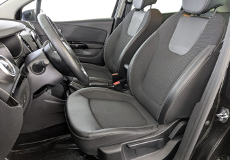 Подержанный автомобиль Renault Kaptur 2021 года (20 фото)