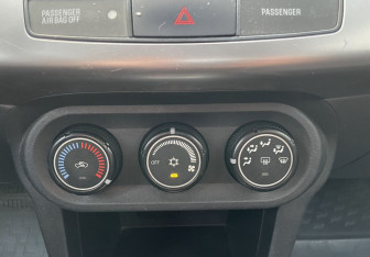 Подержанный автомобиль Mitsubishi Lancer Sedan 2008 года (11 фото)