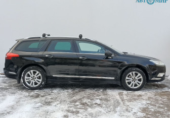 Подержанный автомобиль Citroen C5 Wagon 2012 года (4 фото)