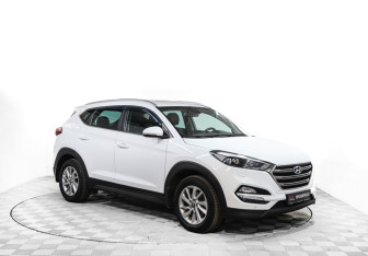Подержанный автомобиль Hyundai Tucson 2017 года (3 фото)
