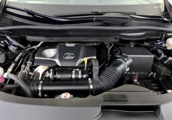 Подержанный автомобиль Lexus RX 2019 года (9 фото)