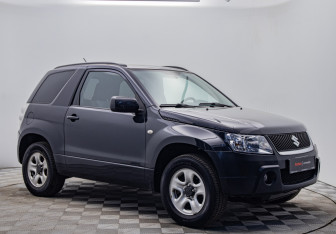 Подержанный автомобиль Suzuki Grand Vitara 2007 года (7 фото)