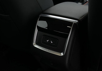 Подержанный автомобиль Omoda S5 GT 2023 года (29 фото)